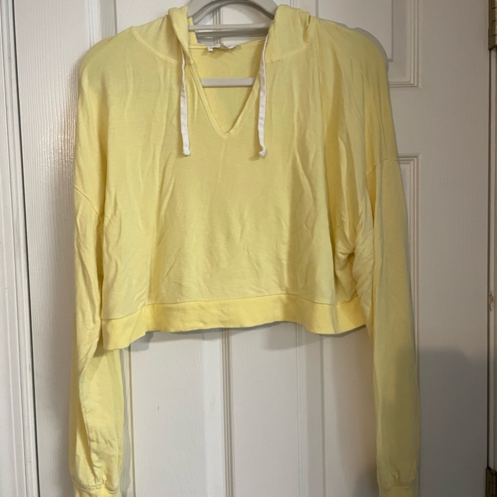 Colsie Light Yellow Cropped Hoodie